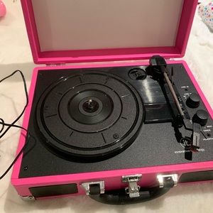 Super cute Record player
